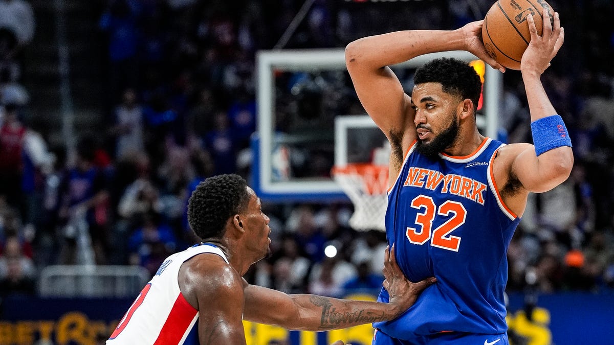 2nd-half rally falls short in 94-93 loss to Knicks