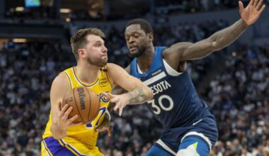 Lakers head home in 3-1 hole