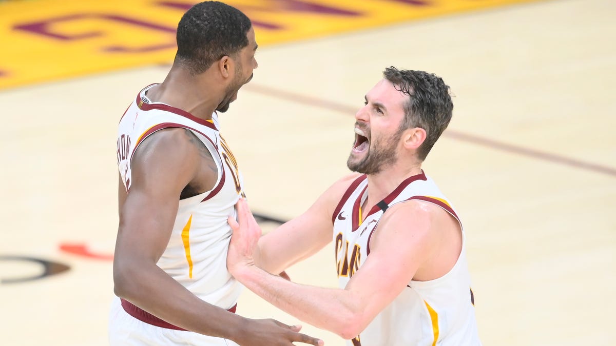 How Kevin Love, Tristan Thompson pregame hug transcended NBA playoffs