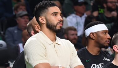 Jayson Tatum misses 1st playoff game of career with bone bruise in right wrist