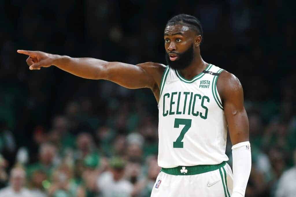 NBA DFS Picks & Building Blocks Today: Celtic Pride (April 25)