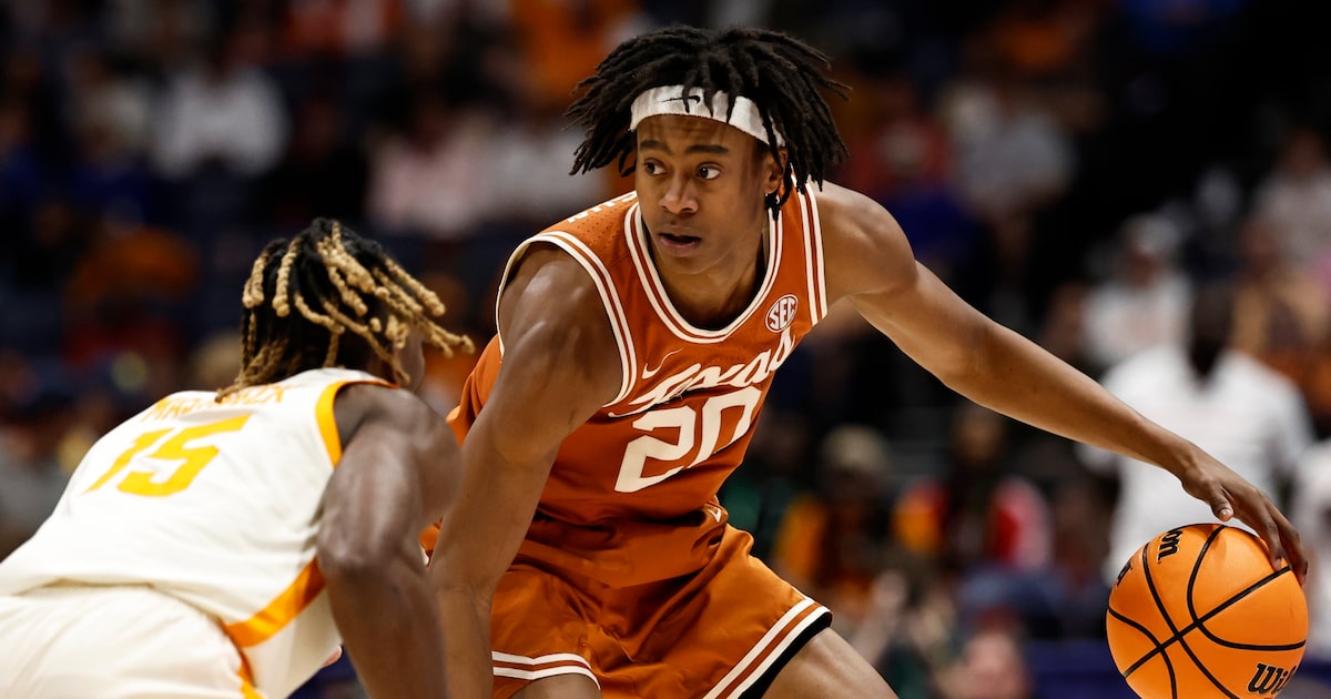 Texas’ Tre Johnson, Baylor’s VJ Edgecombe highlight early entry list for 2025 NBA draft