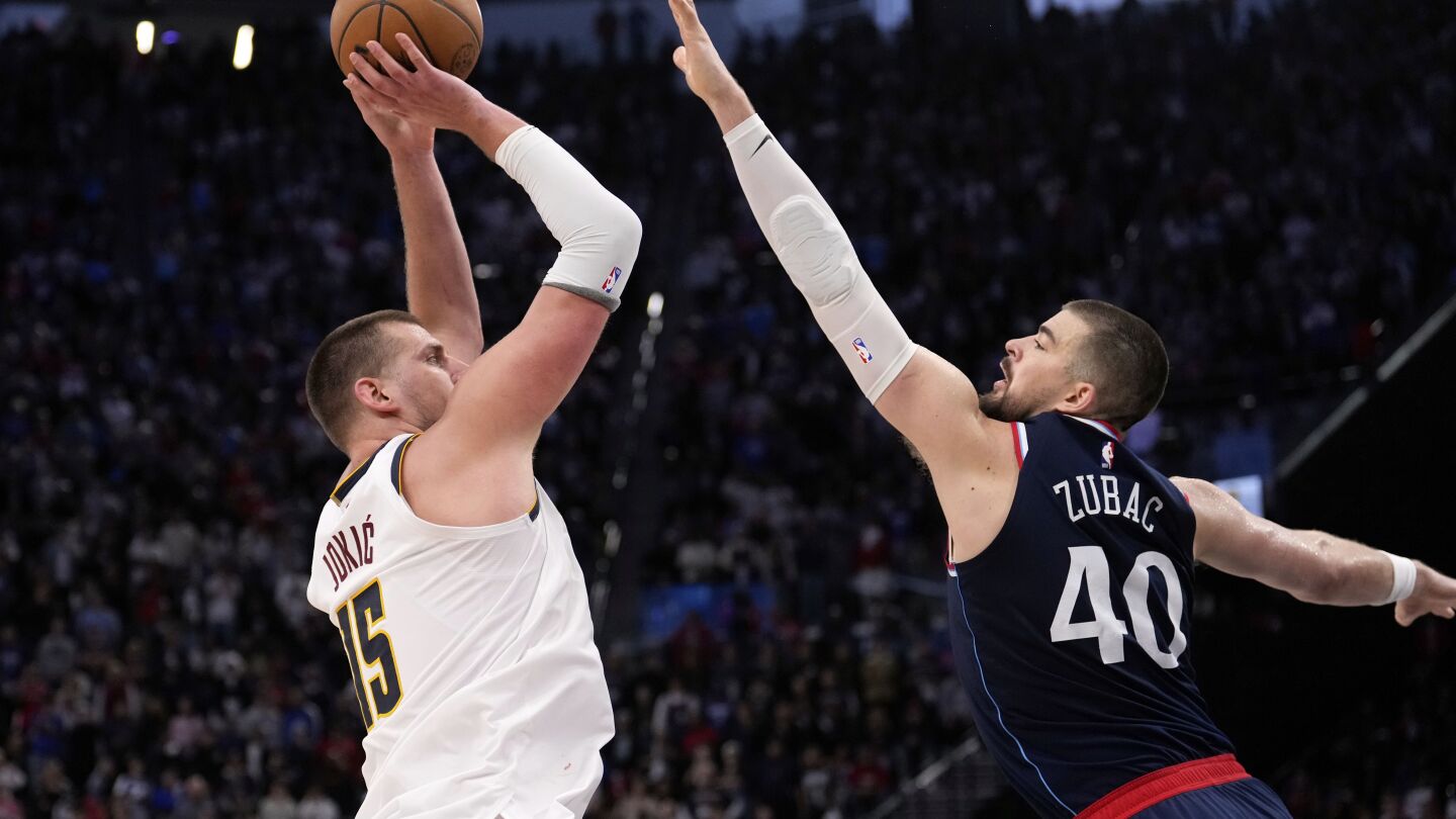 Aaron Gordon's historic dunk at buzzer lifts Nuggets over Clippers 101-99 and ties series 2-2