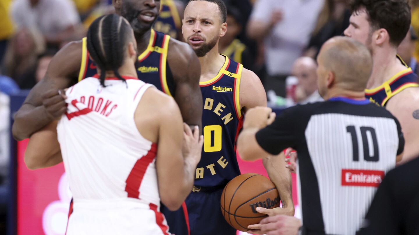 Rockets, Warriors get into shoving altercation in 2nd quarter of heated Game 4