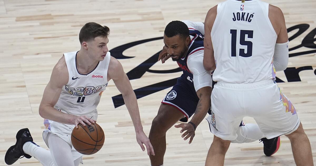 Clippers falter against Nuggets and are one loss from end of season