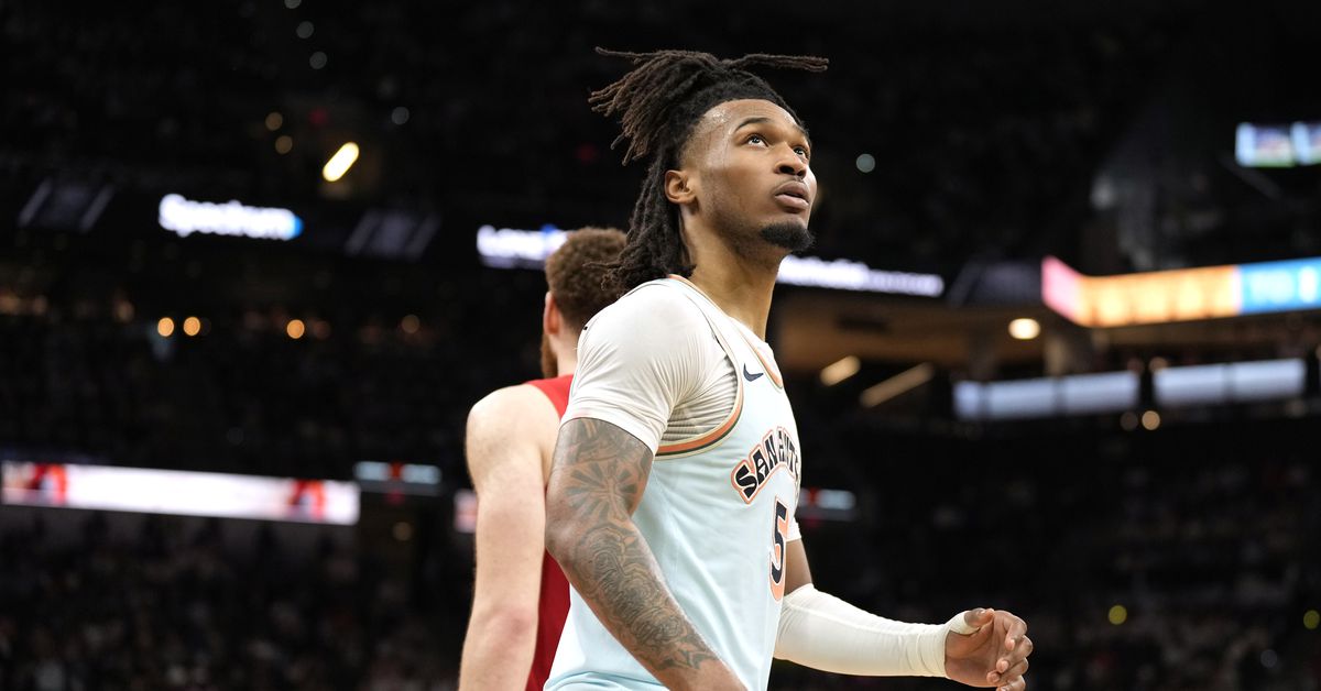 Stephon Castle named 2024-25 NBA Rookie of the Year