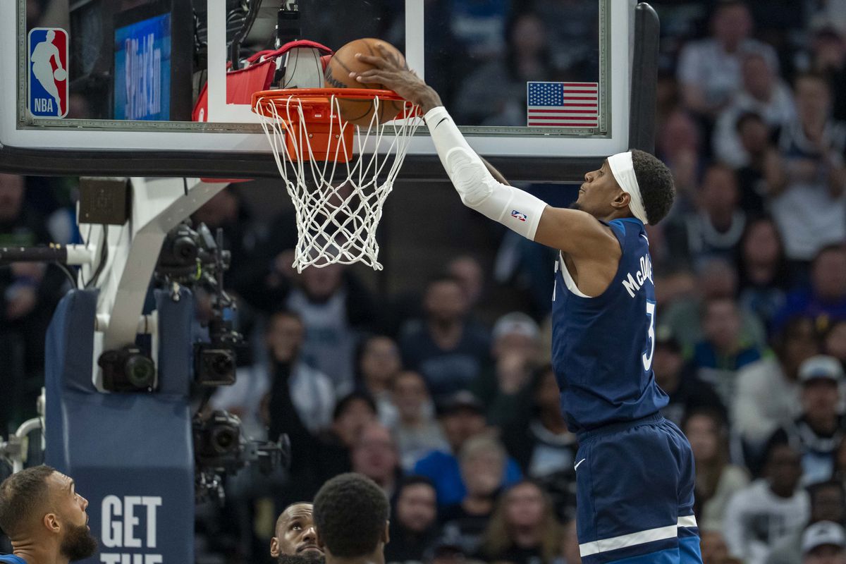 NBA: Playoffs-Los Angeles Lakers at Minnesota Timberwolves