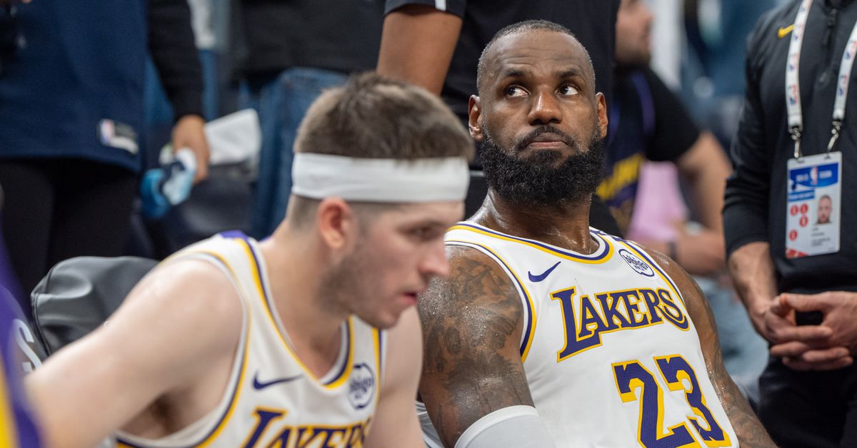 JJ Redick explains decision to not make subs in second half in Game 4