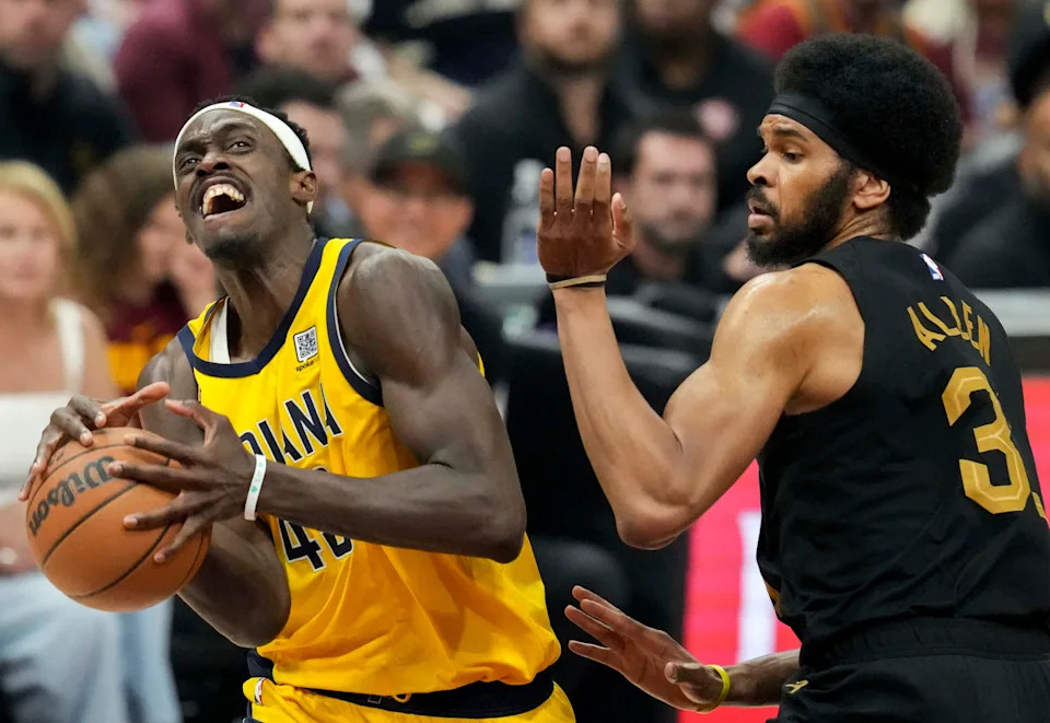 Indiana Pacers forward Pascal Siakam (43) shoots the ball while being guarded by Cleveland Cavaliers center Jarrett Allen (31) during the first half of Game 5 of the NBA Eastern Conference semifinals on Tuesday, May 13, 2025, at Rocket Arena in Cleveland, Ohio.
