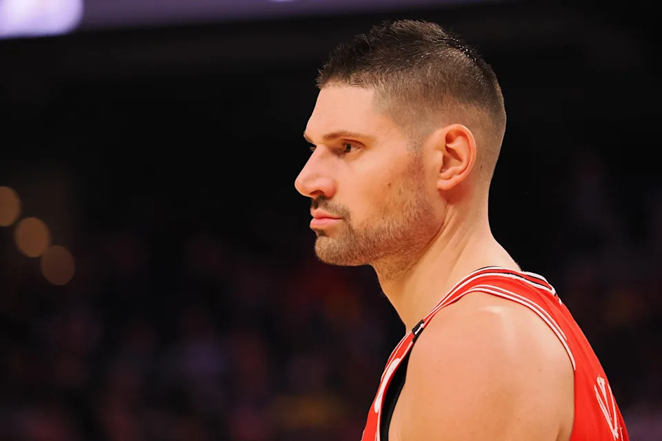 Jan 23, 2025; San Francisco, California, USA; Chicago Bulls center Nikola Vucevic (9) between plays against the Golden State Warriors during the second quarter at Chase Center. Mandatory Credit: Kelley L Cox-Imagn Images Imagn Images