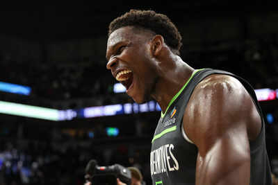 Will Anthony Edwards play tonight against the OKC Thunder in Western Conference Finals Game 4? Latest update on the Minnesota Timberwolves star's injury report (May 26, 2025)