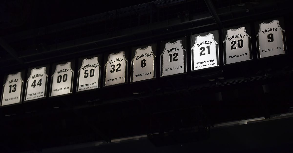The Spurs could retire a jersey for Gregg Popovich