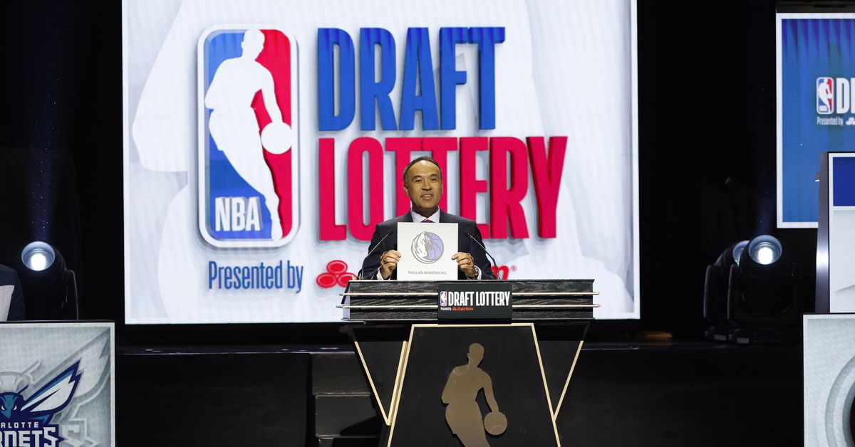 SB Reacts: Dallas Mavericks fans have faith in the NBA Draft lottery