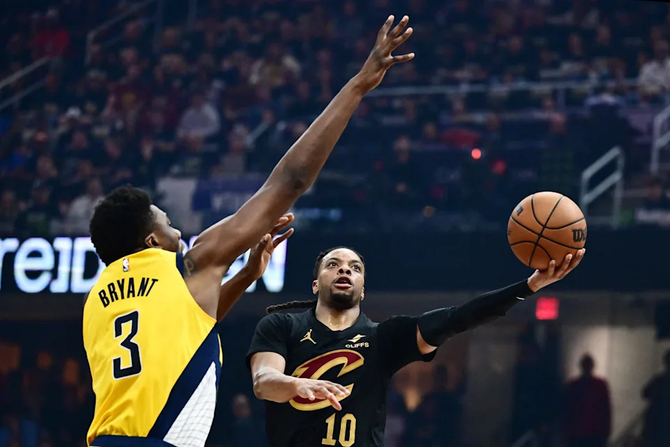 Cleveland Cavaliers guard Darius Garland (10) drives to the basket as Indiana Pacers center Thomas Bryant (3) defends during Game 5 of the second-round playoff series May 13, 2025, in Cleveland, Ohio.