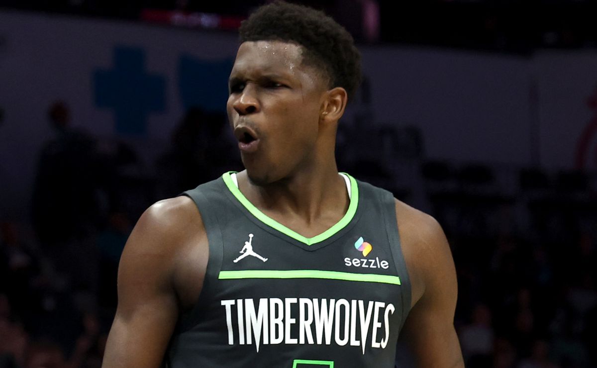 Dallas star Kyrie Irving makes something clear on Anthony Edwards' NBA Playoffs performances