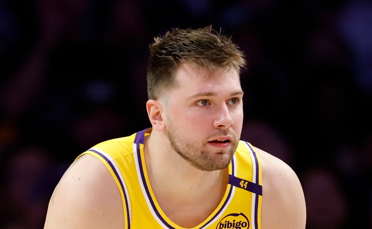 Luka Doncic compares Mavs chemistry with Kyrie Irving to LeBron–Reaves dynamic on Lakers after playoff exit