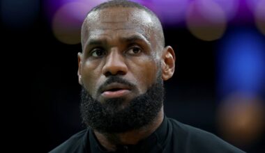 Lakers should get rid of LeBron James after Minnesota loss, claims NBA legend