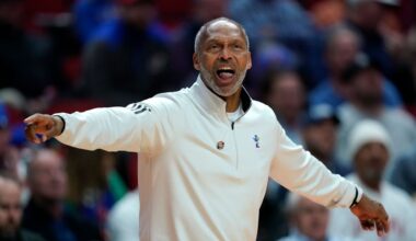 Former St. John's coach and longtime KU assistant Norm Roberts retires from college basketball