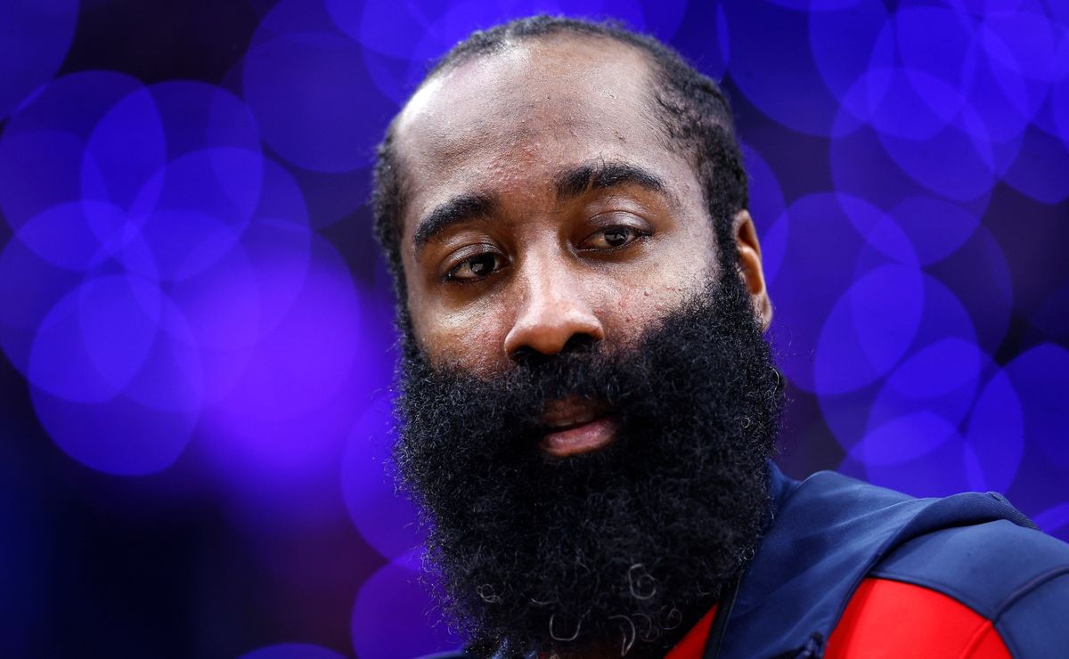 James Harden slammed by former teammate who advises Clippers to make tough decision with the guard