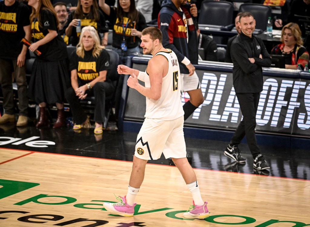 Aaron Gordon defends Nikola Jokic after star fouls out vs. Thunder