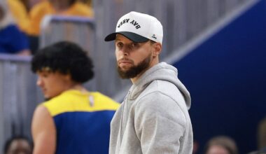 Warriors’ Stephen Curry receives hilarious praise from teammate: 'Closest thing to a God-like figure'