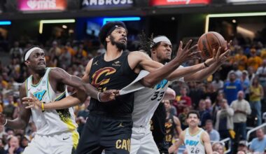 Pacers tie NBA playoff record by jumping out to 41-point halftime lead against Cavaliers in Game 4