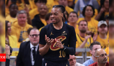 Is Darius Garland playing tonight against the Indiana Pacers in Game 5? Latest update on the Cleveland Cavaliers star's injury report (May 13, 2025) | NBA News