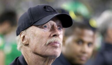 Phil Knight says he's no longer interested in buying the Portland Trail Blazers