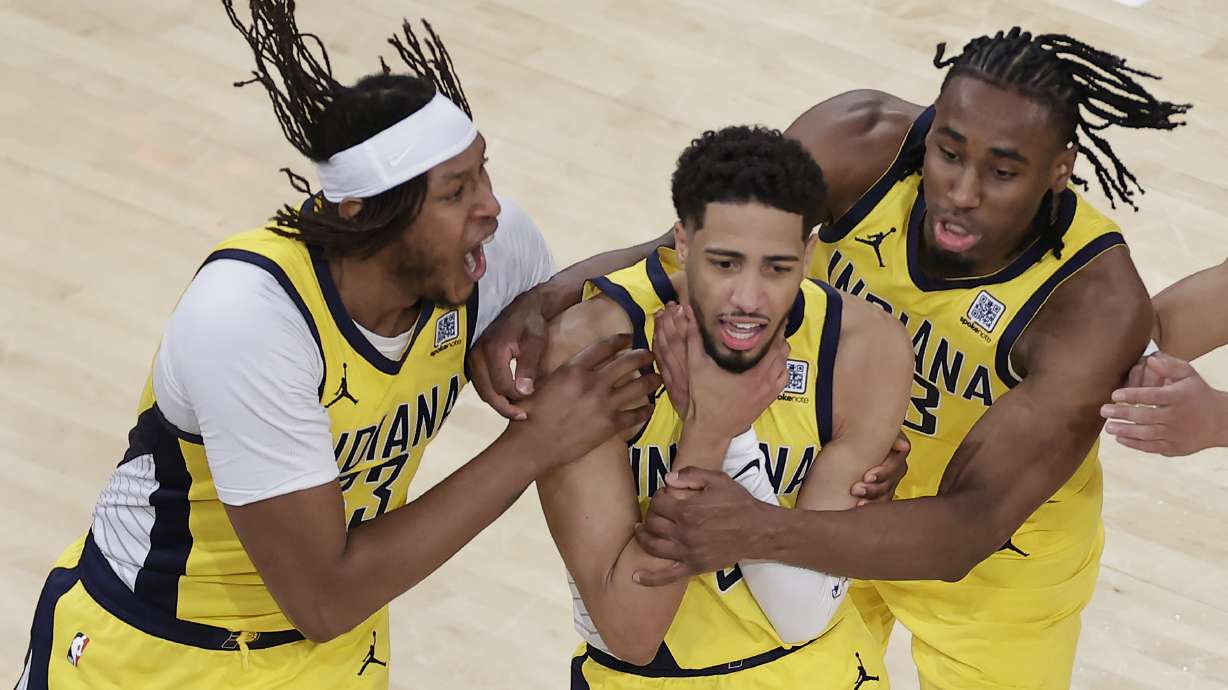 Pacers tie it on Halburton's jumper at buzzer, then beat Knicks 138-135 in OT of East finals Game 1