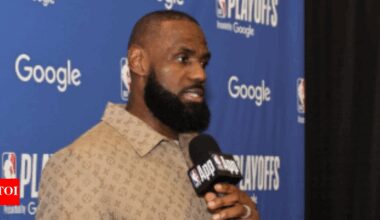 “You’re the GOAT”- Fans surprised as LA Lakers’ LeBron James makes entry into All-NBA team at 40 | NBA News