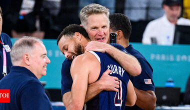 “We have a great bond” — Golden State Warriors coach Steve Kerr and Stephen Curry's dynamic shines in heartfelt shout-out | NBA News