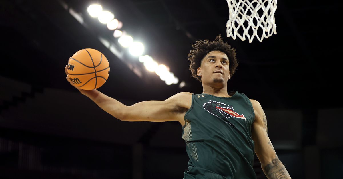 What to do at Pick 29: Yaxel Lendeborg is a modern wing with bounce and defensive bite