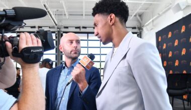 What positional need should the Suns fill at 29 and 52?