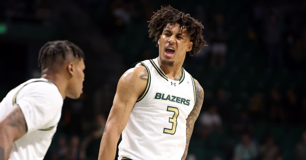 BREAKING: Yaxel Lendeborg decides between NBA and Michigan Basketball