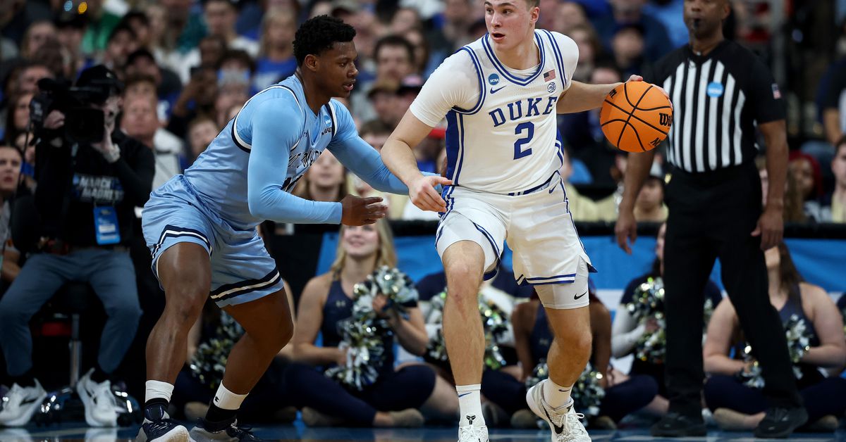 What type of player should the Sixers prioritize in the 2025 NBA Draft?