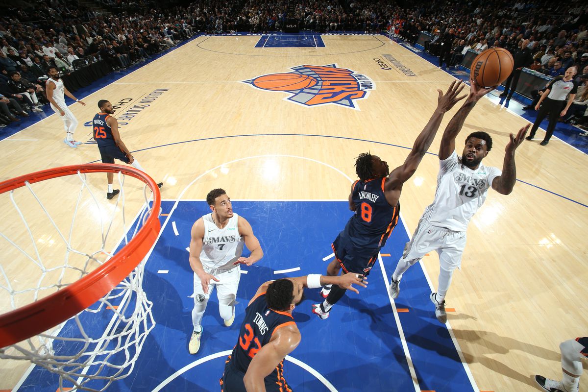 Dallas Mavericks v New York Knicks