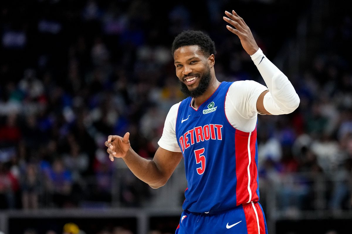 Cleveland Cavaliers v Detroit Pistons