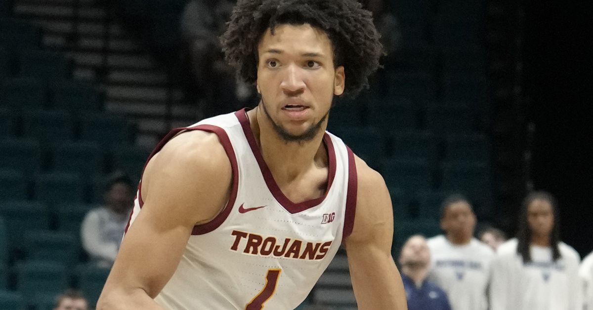 Desmond Claude: Kentucky Wildcats Basketball contacts USC Trojans transfer