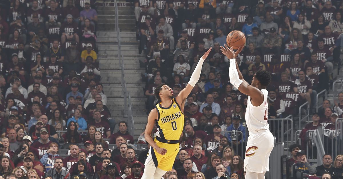 Were the Cavs settling for the wrong threes in Game 1 loss to Pacers?