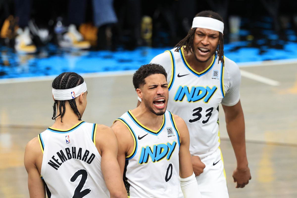 Milwaukee Bucks v Indiana Pacers - Game Five