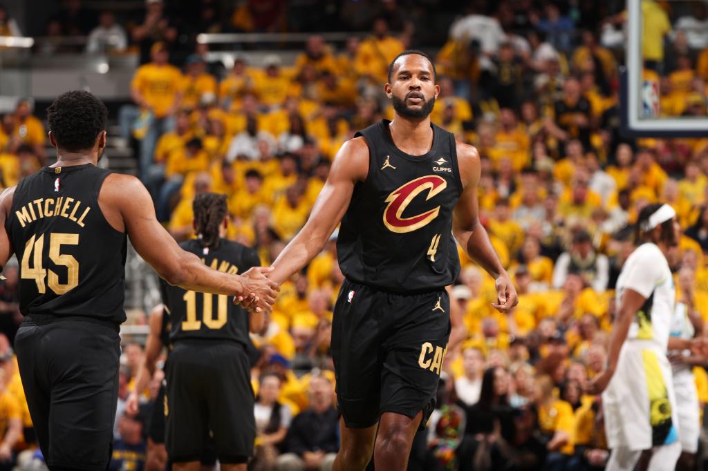 Cavaliers vs. Pacers Game 4 prediction, odds, props