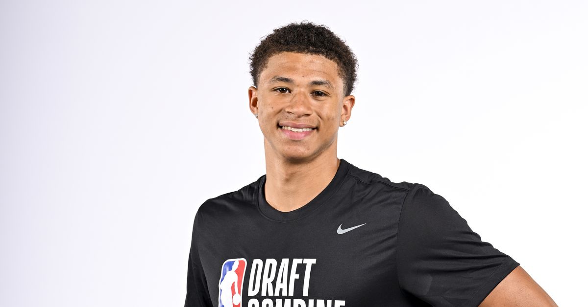 Updated NBA mock drafts have Arizona Wildcats’ Carter Bryant in lottery pick conversation