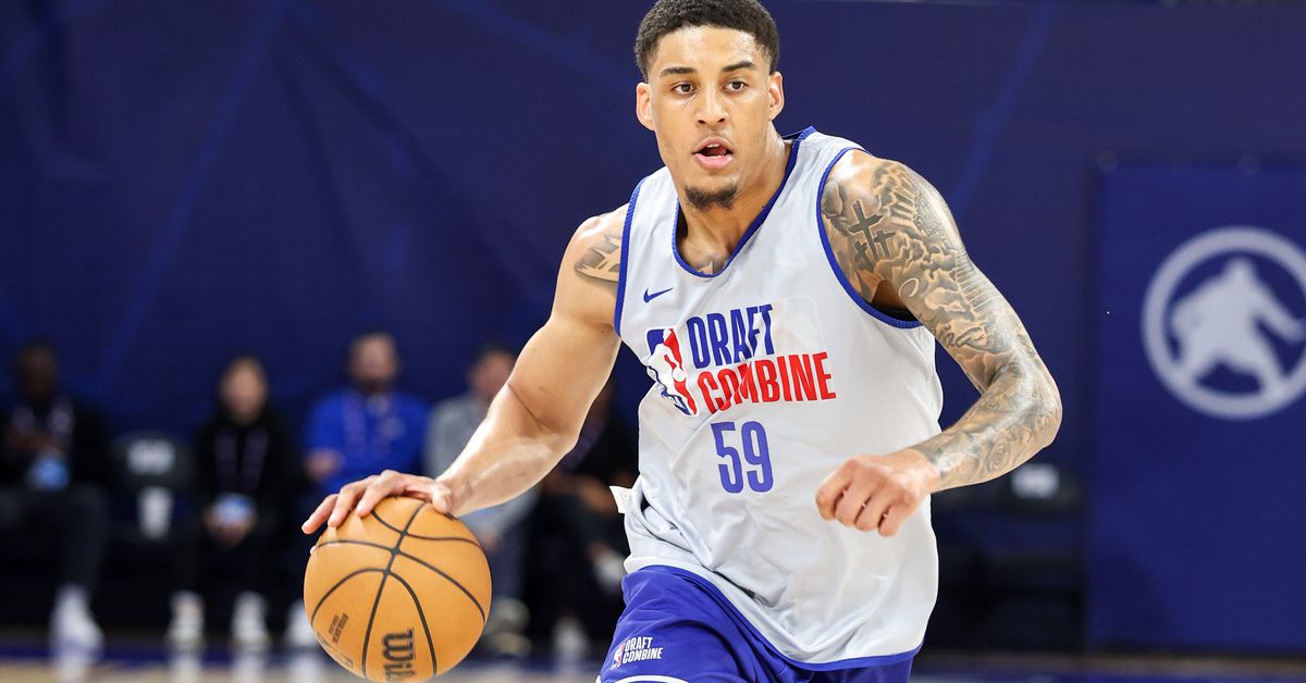 UAB standout Yaxel Lendeborg is heading to Michigan instead of entering the NBA Draft