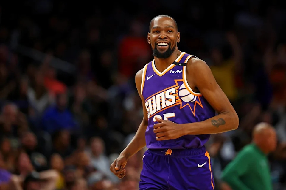 Mar 24, 2025; Phoenix, Arizona, USA; Phoenix Suns forward Kevin Durant (35) celebrates after a play during the fourth quarter against the Milwaukee Bucks at Footprint Center. Mandatory Credit: Mark J. Rebilas-Imagn Images© Mark J. Rebilas-Imagn Images