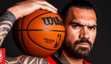 Kiwi Steven Adams plays crucial role in Houston NBA upset over Golden State