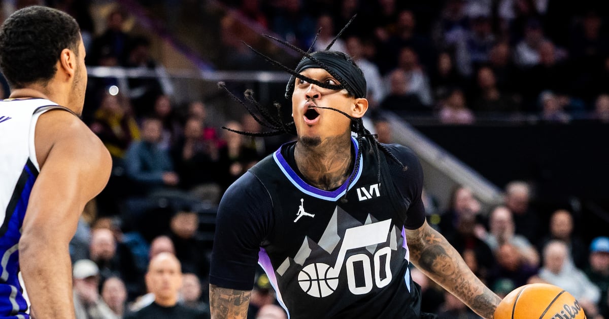 Jordan Clarkson soldiered on as the Jazz tank continued to roll – Deseret News