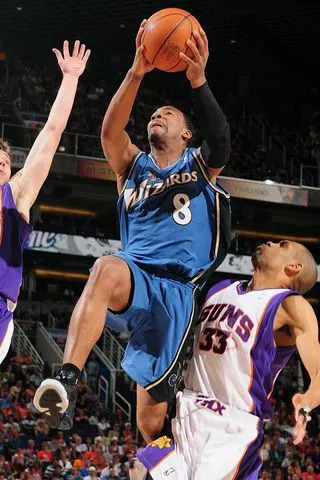 Barry Gossage/NBAE via Getty Javaris Crittenton #8 of the Washington Wizards lays up a shot during a game on March 21, 2009 in Phoenix, Arizona.