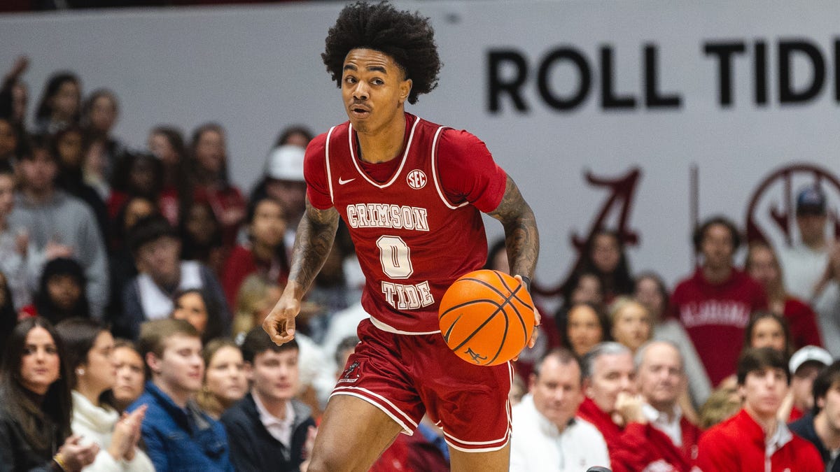 College basketball winners, losers from NBA draft deadline