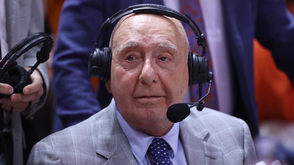 Dick Vitale announces he's cancer-free: 'I'm on cloud nine'