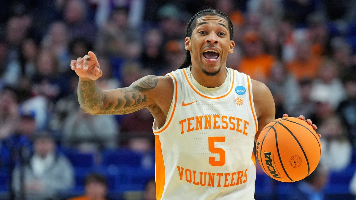 Tennessee guard sues for NCAA eligibility